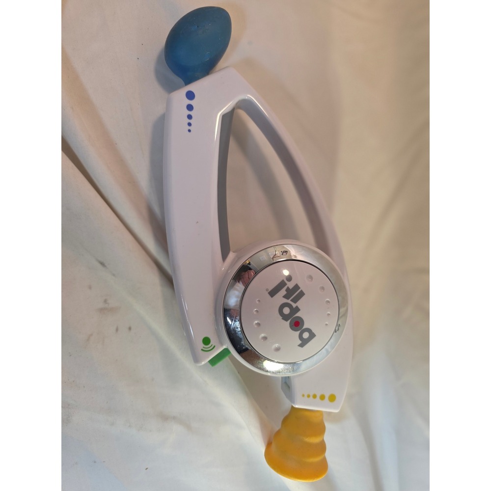 Hasbro Bop It Handheld Electronic Game White Blue Yellow Classic Reaction Toy